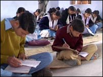 उत्तरांचल में एक स्कूल