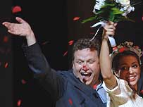 Nemorino and Adina in L'elisir d'amore