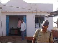 आत्मसमर्पण कर चुके दस्यु