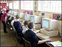 教师们普遍认为需要监控设备