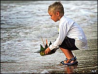 Tưởng nhớ nạn nhân