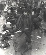 Soldado argentino rendido na Guerra das Malvinas