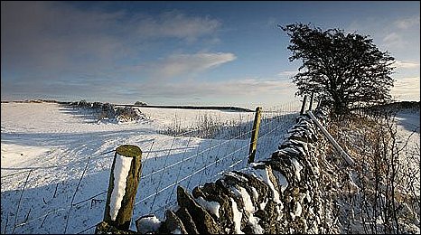 Snow on Longstone Moor