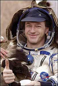 برطانوی خلا باز مائیکل فولی