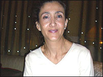 Ingrid Betancourt em entrevista em Paris