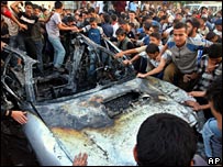 Vrak auta v táboře Džabalíja