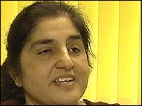 فرحت خان گھریلو تشدد سے بچنے کے لیے پاکستان سے آئی تھیں