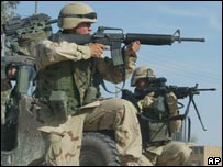 Americanos abrem fogo em Najaf