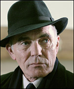 Maurice Roeves as Sir Matt Busby