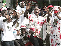 Đảng MDC bị cảnh cáo là không được tự tuyên bố đã giành chiến thắng