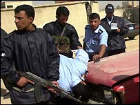 Iraklı polisler (arşiv)