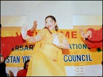 گجرانوالہ میں فنکاروں کے خلاف پہلے بھی کارروائیاں ہوئی ہیں