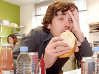 紧张导致的失眠使人萎靡不振