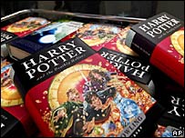 Sétimo livro da série bateu recorde de vendas