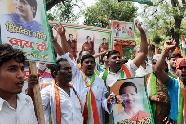 कहीं ख़ुशी कहीं ग़म