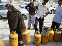 په دکانونو کی د ګاز خطرونه