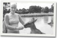 Nia Harris yn cael croeso yn Awstralia