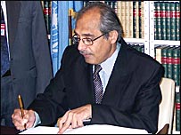 विजय नाम्बियार