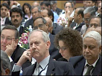 Ҳиндистон дунёнинг манаман деган давлатларини оҳанрабодек ўзига тортмоқда