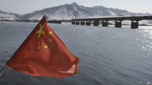 中朝边境河口断桥