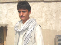 په خپګان کې ډوب ځوان