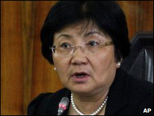 رئيسة الحكومة المؤقتة في قرغيزستان، روزا أوتنبايفا