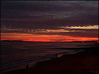 Boscombe beach sunset by Roy Lloyd