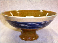 رنګه شوې کاسه 