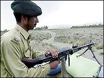 Tropas paquistanesas no Waziristão