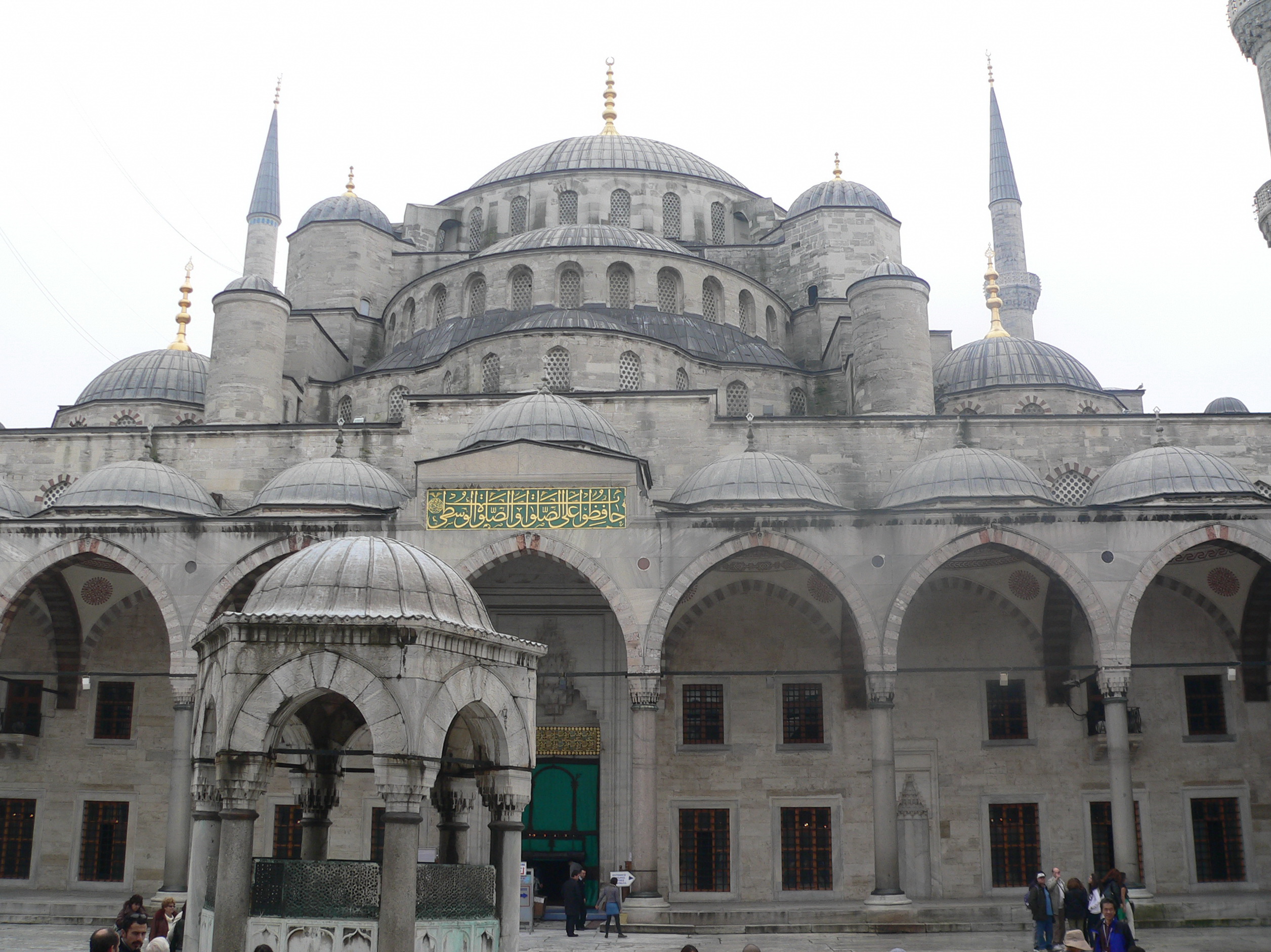 Image of the Blue Mosque in Istanbul, Turkey.