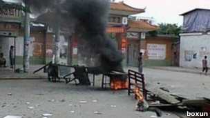 海南乐东莺歌海民众连日抗议建发电厂