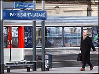 Paris'te bir tren istasyonu