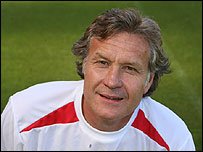 AFC Bournemouth manager Kevin Bond