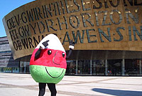 Mr Urdd ym mae Caerdydd