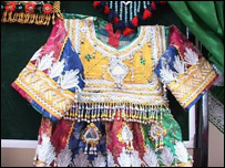 دمتشبثوښځوکميټه