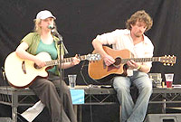 Fflur Dafydd a'r barf