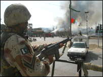 कराची में हिंसा