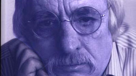 Gwenlyn parry ar glawr y llyfr