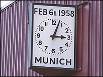 Munich clock at Old Trafford [Getty Images]