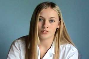 Kim feels under pressure waiting for her GCSE results...