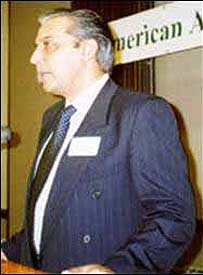 Büyükelçi Tarık Azizüddin 