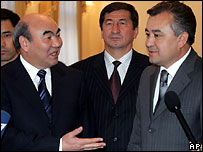 Асқар Акаев ва Қирғиз хайъати