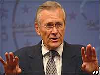 अमरीकी रक्षा मंत्री डोनल्ड रम्सफ़ेल्ड