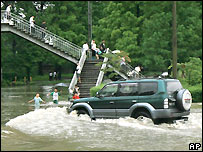 Cảnh ngày 14.8.2007 trên đường phố Bình Nhưỡng