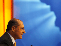 Alckmin durante o debate da Bandeirantes