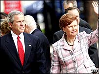 بش اور ان کی اہلیہ