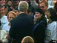 TT Clinton và cô thực tập sinh Lewinsky