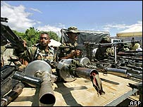 خلع سلاح شبه نظاميان در کلمبيا