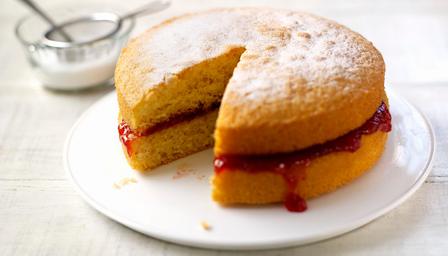 Mary Berry's Victoria sponge cake