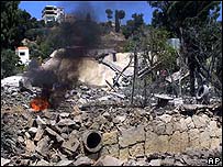 Casa destruída no sul do Líbano